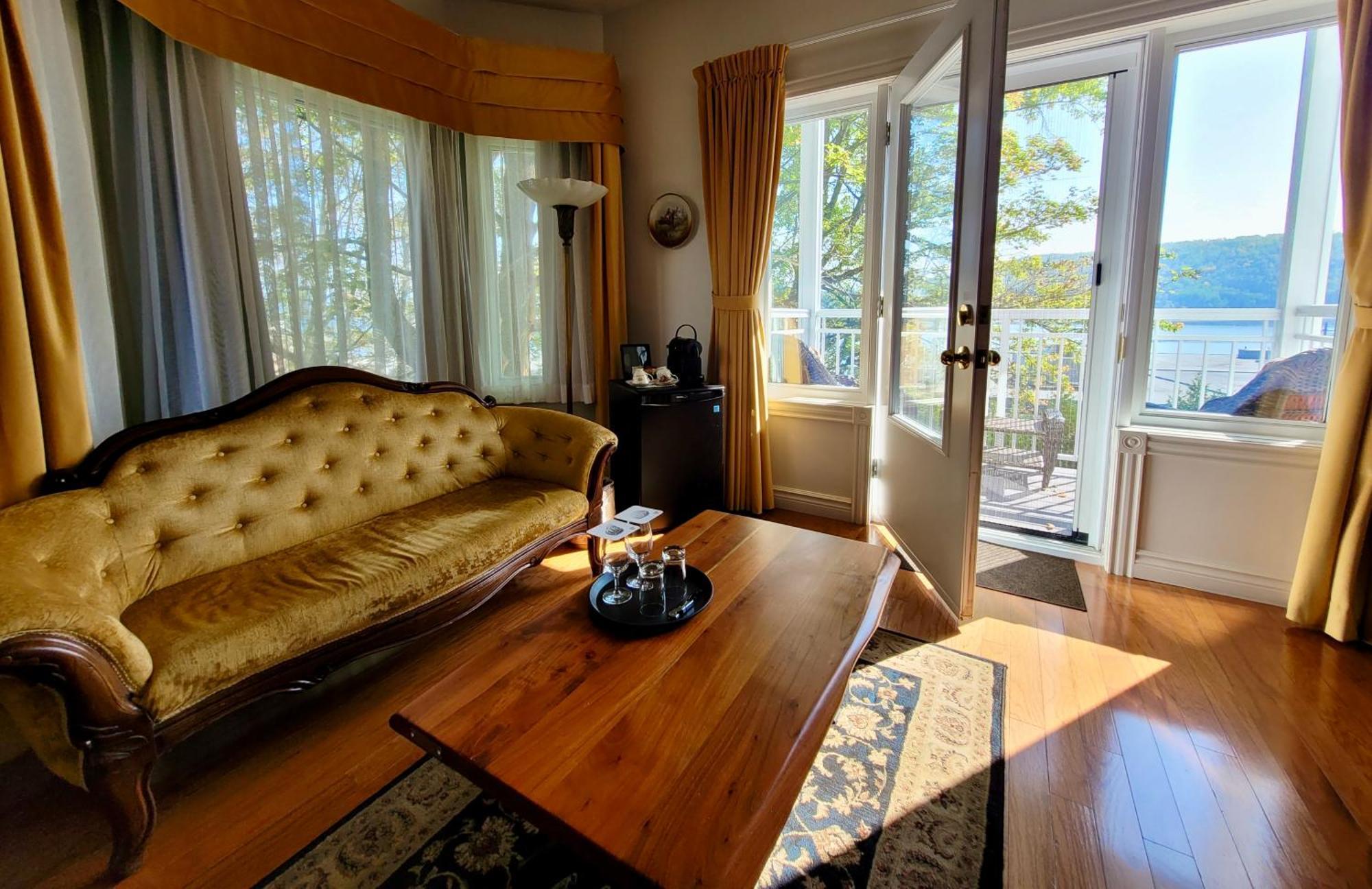 Auberge Sous Les Arbres Gaspé Zewnętrze zdjęcie