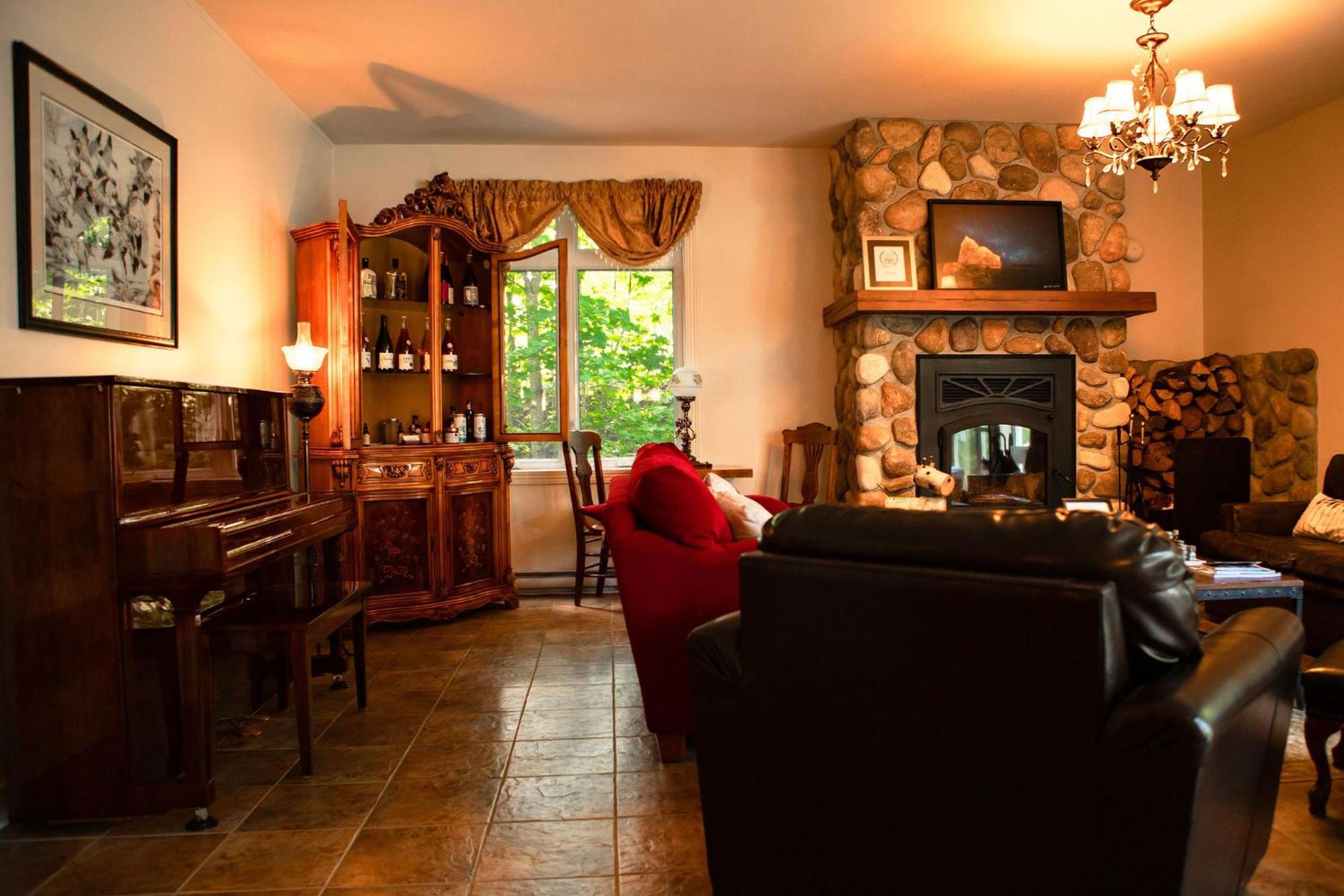 Auberge Sous Les Arbres Gaspé Zewnętrze zdjęcie